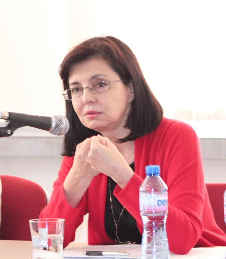 Меглена Кунева: На Когото Му Е Трудно В Училище, Му Е Лесно В Живота