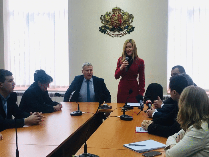 Министър Ангелкова в Разлог: Първите резултати от внедряването на ЕСТИ сочат устойчивост в българския туризъм