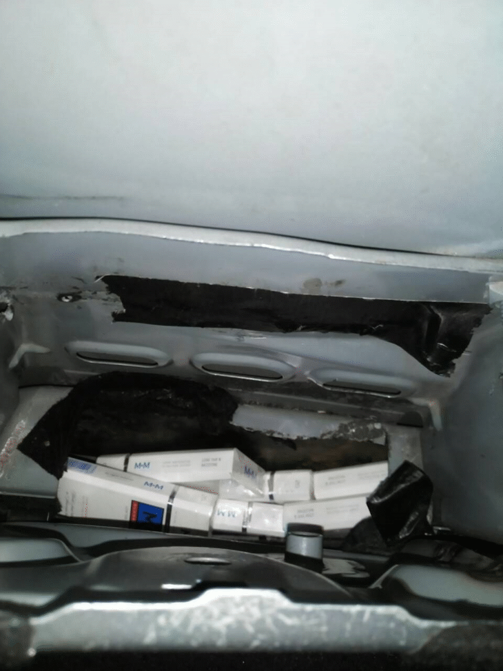 Контрабандни цигари в тайник на лек автомобил откриха митническите служители на ГКПП Капитан Андреево