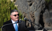 МО