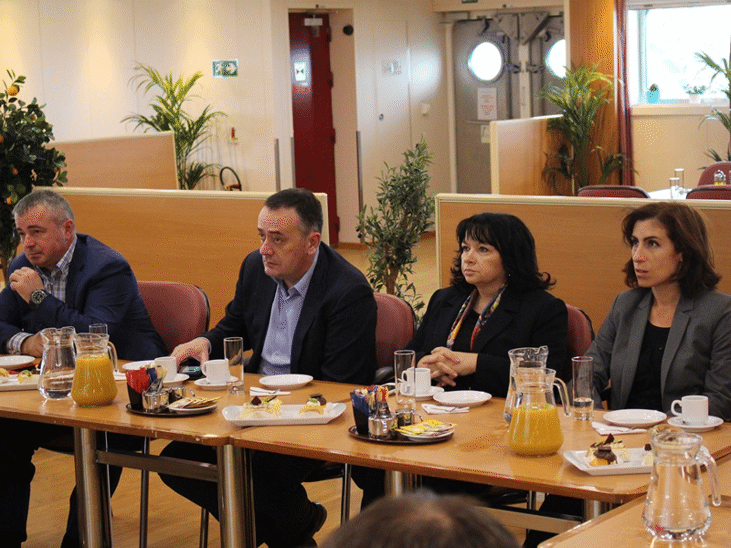 Министър Петкова: Работим за запазване водещата роля на България в областта на транспортирането и търговията с природен газ в региона