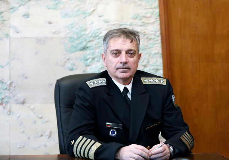 Адмирал Емил Ефтимов е новият началник на отбраната