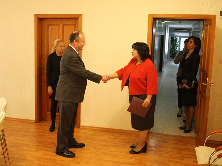 Министър Петкова и посланик Рубин обсъдиха актуални теми от енергийния сектор