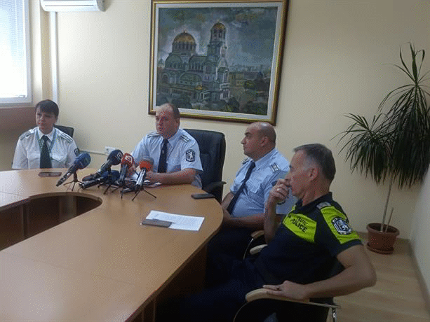 МВР предприема всички необходими мерки за обезпечаване на сигурността и обществения ред по време на предстоящите празници