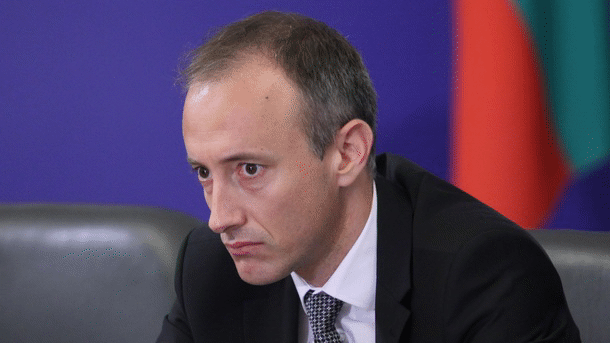 Министър Красимир Вълчев: Новите Учебници Ще Бъдат В Класните Стаи За 15-И Септември