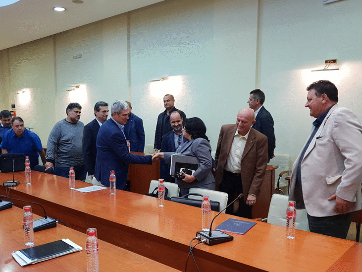 Министър Петкова: Работим за сигурност на енергийната система и запазване капацитета на комплекса "Марица-изток"