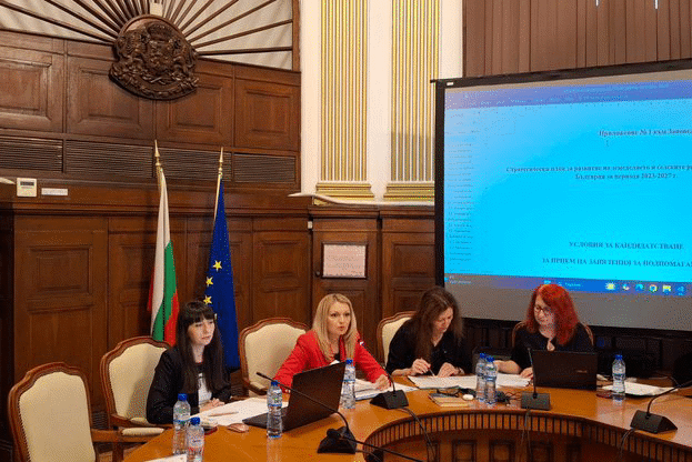 МЗХ обсъди с бранша условията за кандидатстване по двете интервенции за инвестиции в земеделски стопанства от СПРЗСР