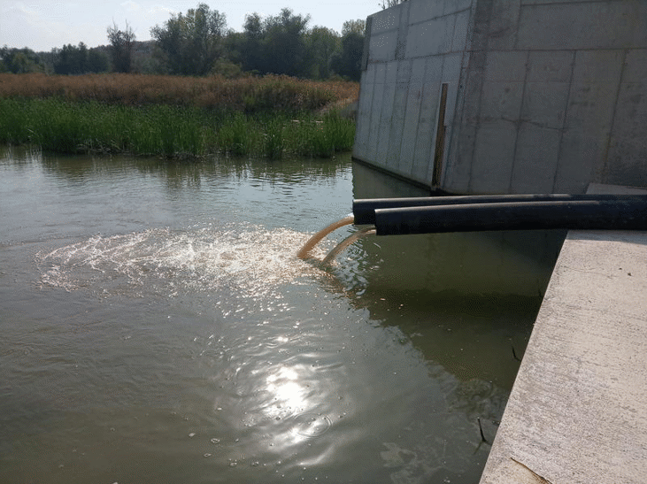 Дунавската вода постъпва в езерото Сребърна чрез твърдите тръби