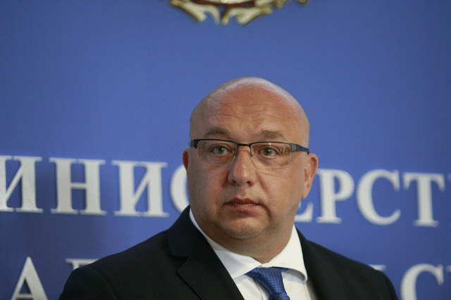 Министър Кралев: При тези наказания се надявам да изпратим състезатели на Олимпийските игри в Рио де Жанейро