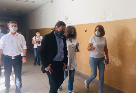 Кметът Йорданка Фандъкова посети 148 ОУ