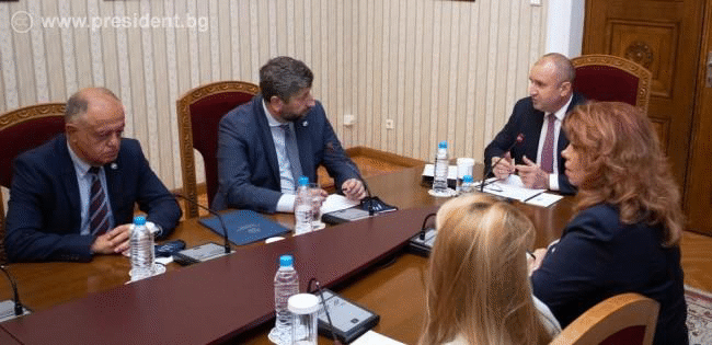 Румен Радев: За да се проведат необходимите реформи, е необходим парламент с ясна реформаторска воля и активно правителство, обединено около общи принципи