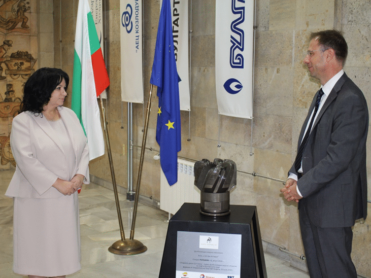 Министър Петкова: Тотал е наш съдружник в изпълнението на приоритета ни за развитие на местния добив на нефт и газ