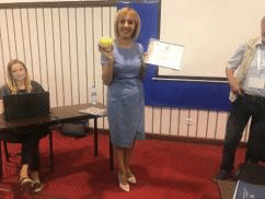 Омбудсманът Мая Манолова получи наградата „Златна ябълка“ за принос за подобряване благосъстоянието на децата в България