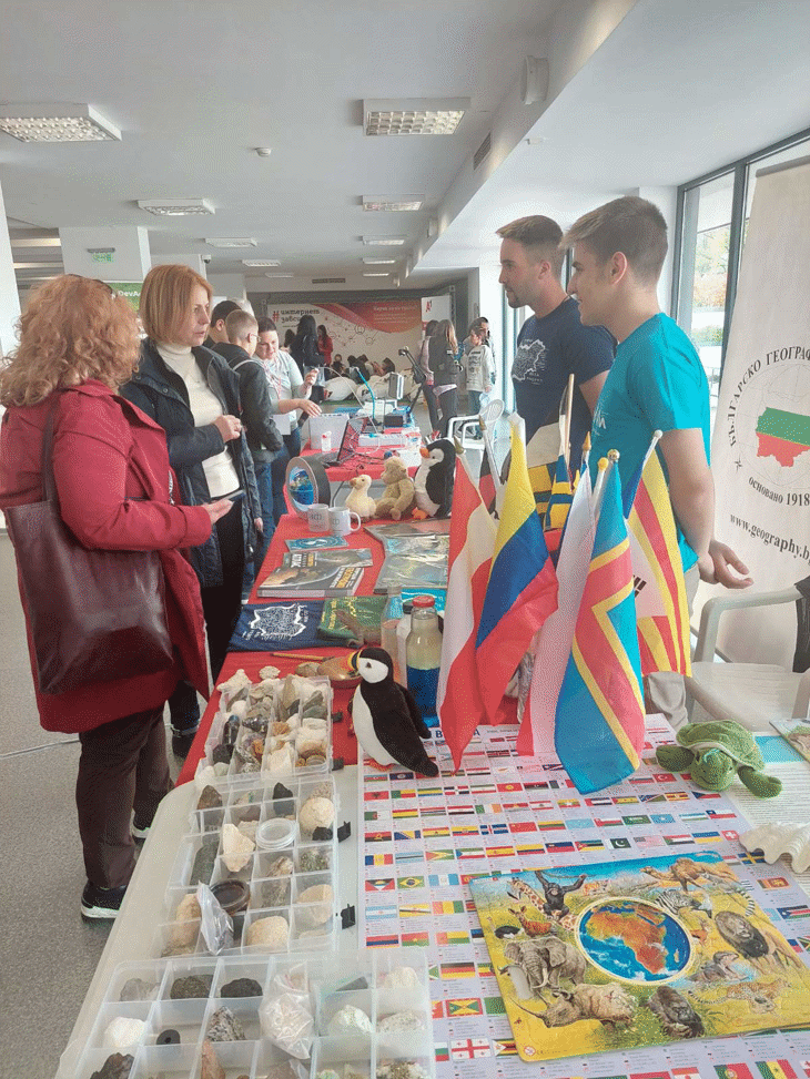 Йорданка Фъндъкова посети „Софийския фестивал на науката“
