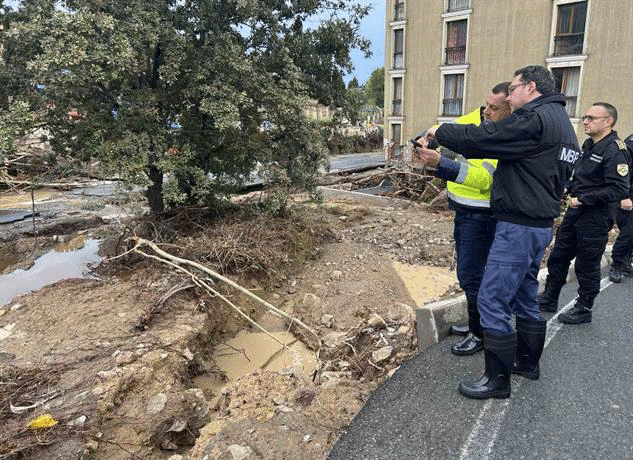 Министър Даниел Митов: Призовавам хората да се евакуират и да изпълняват указанията на екипите, които работят на терен