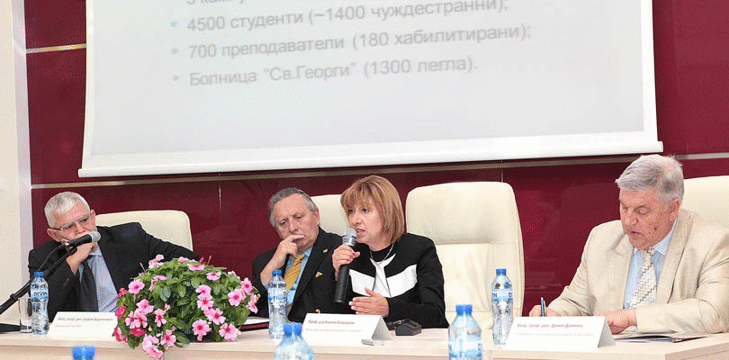 Министър Клисарова Участва В Заседанието На Съвета На Ректорите В Пловдив