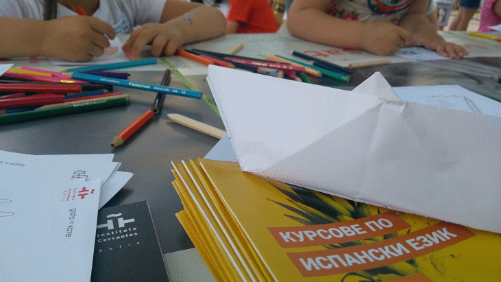 Учители От Испания Ще Могат Да Преподават И На Първокласници