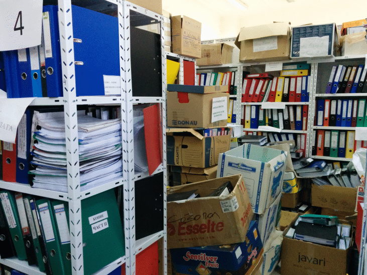 Как се краде от ДФЗ