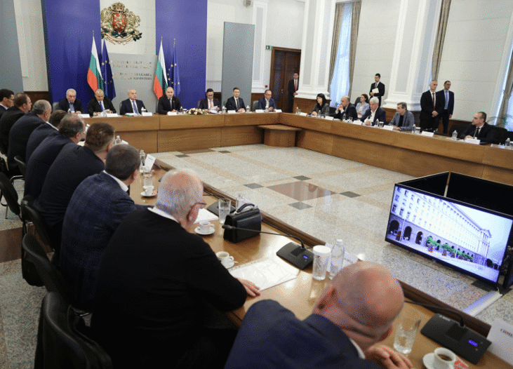 Министър-председателят Румен Радев: Поставяме началото на открит и конструктивен диалог за справедливи цени и цялостна стратегия по отношение на храните