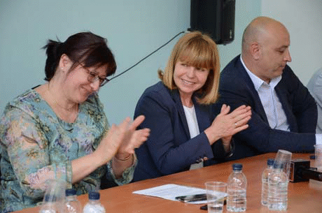 Столичната община ще финансира проекти, свързани с подобряване на комуникацията между родители и учители в детските градини