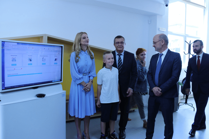 Лекари Ще Преглеждат Ученици Дистанционно С Телемедицина