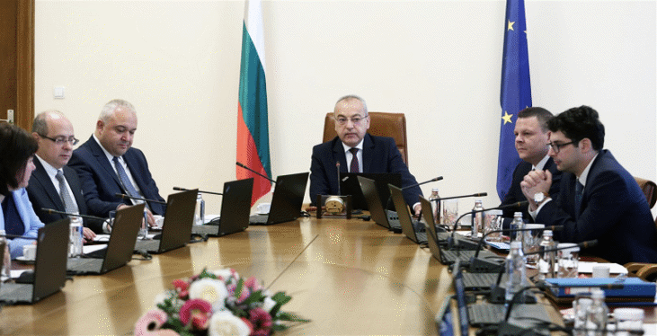 Премиерът Донев: Разрешени кризи, възстановени отношения между институциите, добър диалог с гражданите и пример за открито и прозрачно управление оставяме в наследство като служебен кабинет