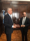 Министър Лукарски и аржентинският му колега обсъдиха мерки за насърчаване на двустранните ни търговско-икономически отношения