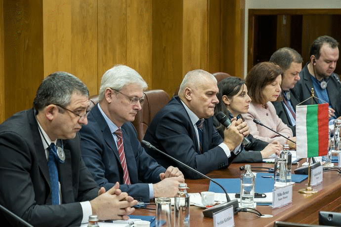 Министър Валентин Радев: България се справя все по-добре с най-критичната сухоземна граница на ЕС