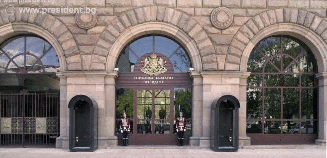 Президентът Румен Радев проведе среща с председателя на Асоциацията на българите в Украйна Антон Киссе