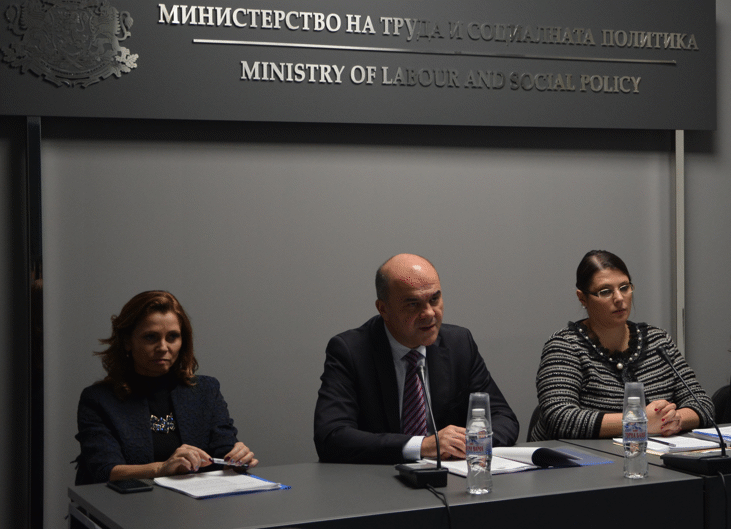 Националният съвет за интеграция на хората с увреждания одобри плана за изпълнение на Стратегията за дългосрочна грижа