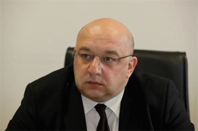 Министър Кралев: Държавата ще финансира и футбола