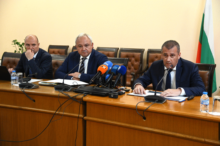 Контролът на движението по пътищата се обединява в МВР