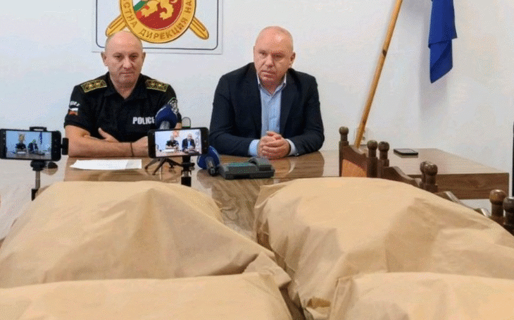 Окръжна прокуратура-Сливен привлече към наказателна отговорност 35-годишен мъж, обвинен в държане с цел разпространение на близо 30 килограма канабис