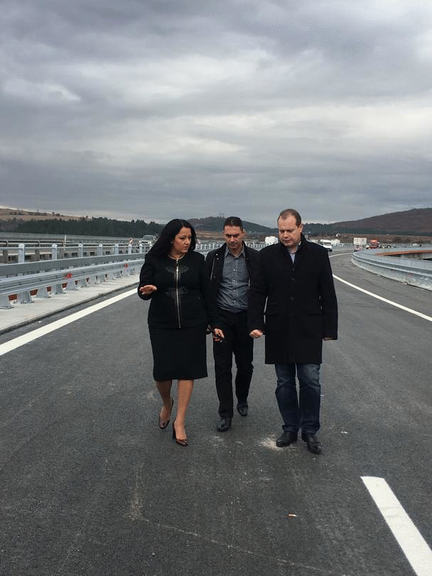 Министър Лиляна Павлова: Две тапи по-малко по „Хемус“ от днес, инвестирахме над 15 млн.лв. за ремонт на три виадукта