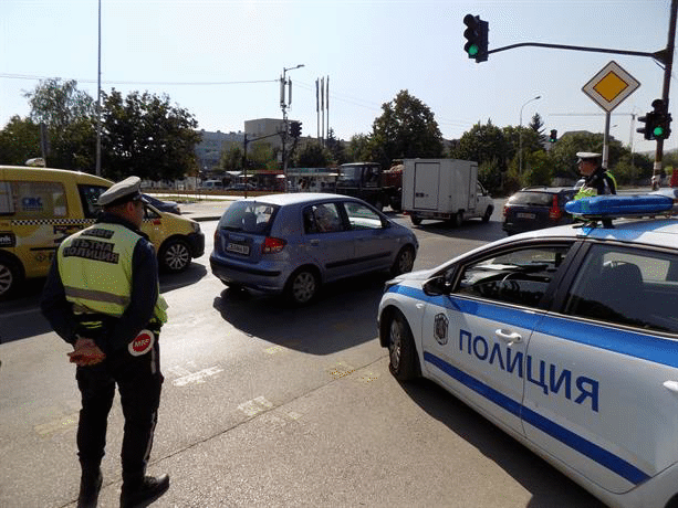 В ход е акция за гарантиране безопасността на движението по пътищата