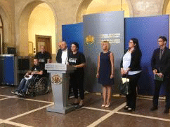 Омбудсманът Мая Манолова: Компромис няма да има, трите закона за хората с увреждания трябва да се гледат в пакет в парламента