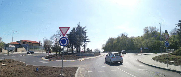 Новото кръстовище на път I-9 за Златни пясъци, при спирка „Долна Трака“, повишава безопасността на пътуващите