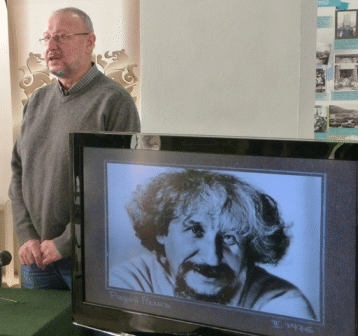 Личният Архив На Радой Ралин Ще Се Съхранява В Централния Държавен Архив