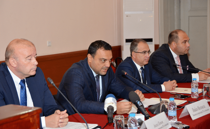 Министър Московски: В секторите „Транспорт“ и „Телекомуникации“ приемаме Българското председателство за национална кауза