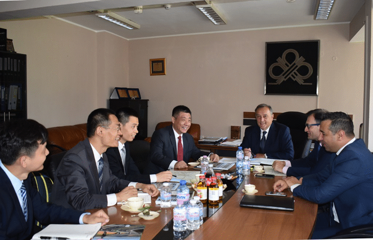 АПИ и делегация от потенциални китайски инвеститори обсъдиха стратегически пътни проекти в България