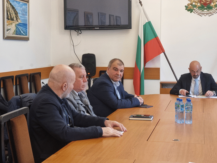 По инициатива на окръжния прокурор на Варна се проведе среща с представители на Бяла, Ветрино и Аксаково по важни за населените места в районите теми
