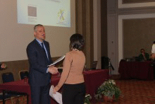 Министър Лукарски раздаде подписани договори на още 218 фирми  по ОП „Иновации и конкурентоспособност“