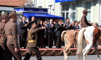 МО