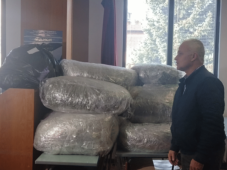 Група за разпространение на наркотични вещества, предимно сред ученици, и депо с 200 кг марихуана са разкрити при съвместна реализация на ОД МВР и Окръжната прокуратура във Велико Търново