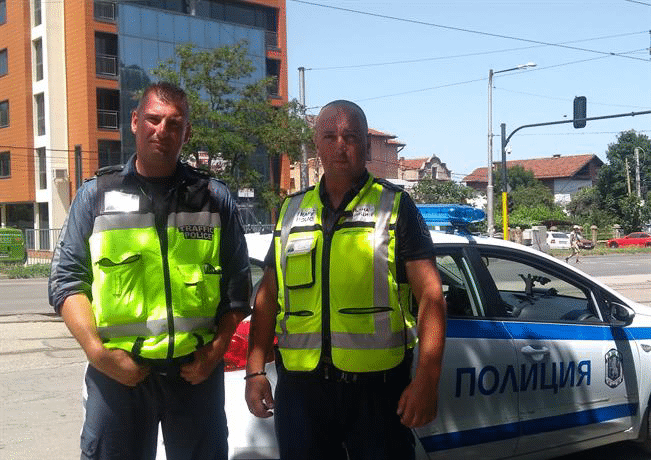 Столични пътни полицаи спасиха човешки живот