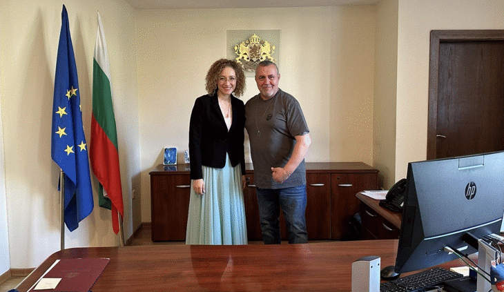 Подкрепата За Театрите Чрез Програма „Мелпомена“ Обсъдиха Министър Шалапатова И Председателят На Съюза На Артистите Христо Мутафчиев