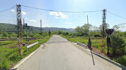 За модернизацията на железопътен участък е ограничено движението по път III-8223 в района на жп гара Веринско