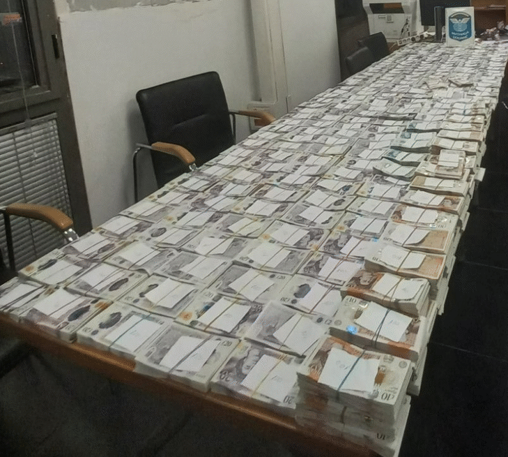 Над половин милион британски лири в хладилен агрегат на товарен автомобил откриха митническите служители на МП Капитан Андреево