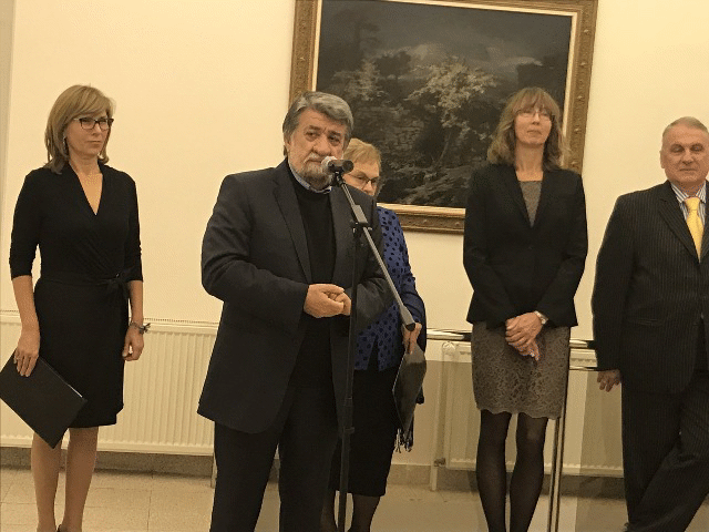 Впечатляваща Българска Изложба Събра Културния Елит В Прага