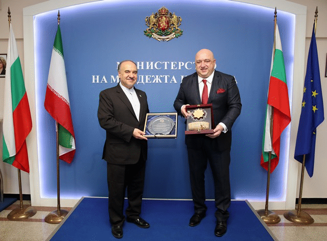 Красен Кралев и министърът на спорта и младежта на Иран Н.Пр. Масуд Солтанифер подписаха Меморандум за разбирателство в областта на младежта